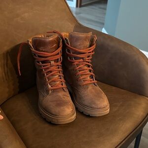 Sorel Joan Women’s Boots